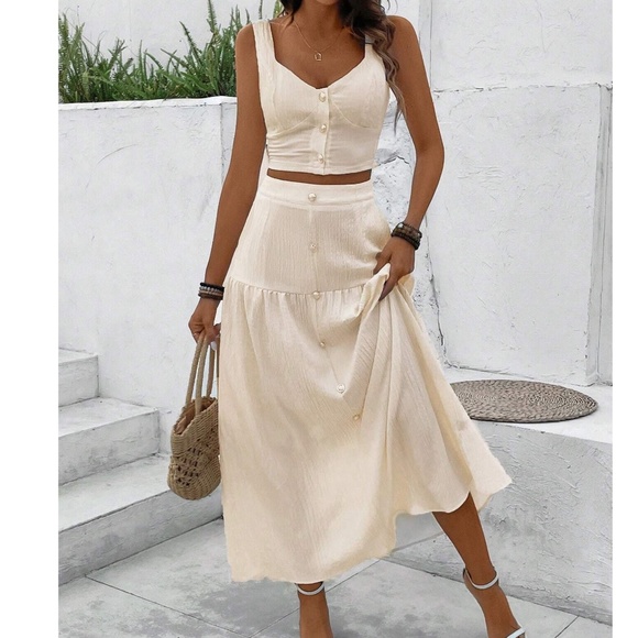 Button Detail Sweetheart Crop Top Maxi Skirt Set - Picture 1 of 9